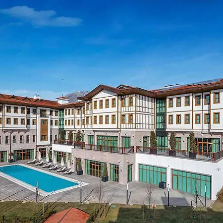 Hilton Garden Hotel 4*